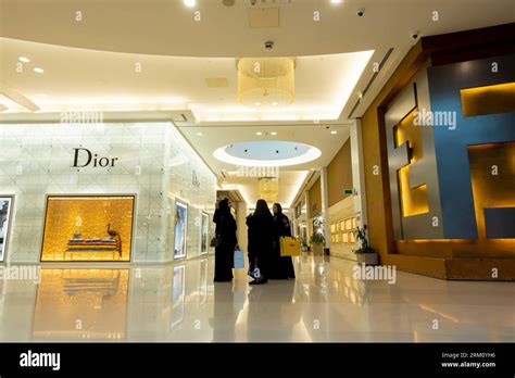 dior moda mall bahrain